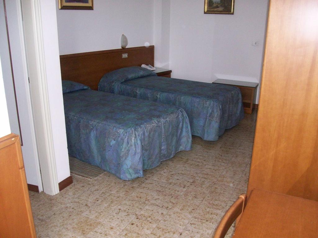Hotel Santorotto Di Fabio Terrosi シナルンガ 部屋 写真